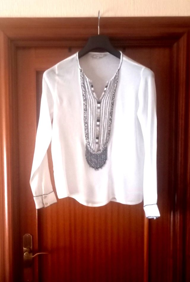 Camisa blanca,T.M,de isato, Nueva