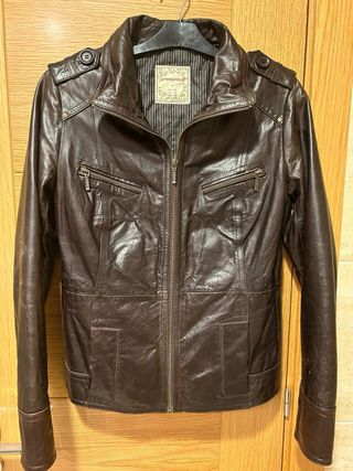 Chupa de cuero marron