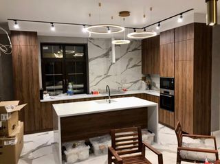 Muebles y productos de madera a medida.