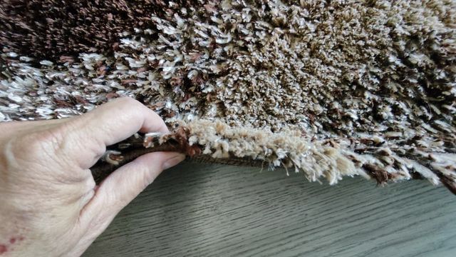 ALFOMBRA DE PELO LARGO