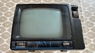 Televisione portatile Roadstar TV-400 N