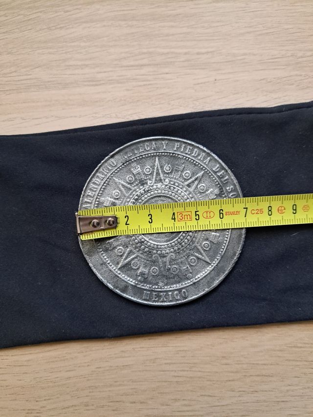 Medallon calendario azteca y piedra delso