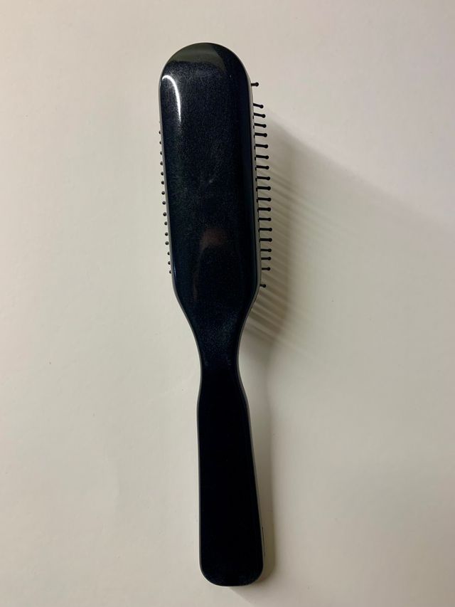 Spazzola nera professionale anti-strappo