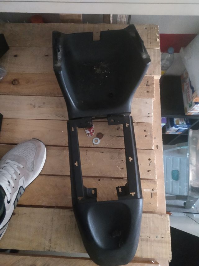 Consola central Seat Ibiza 6k