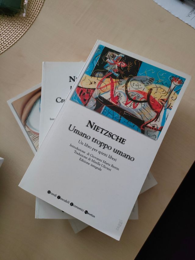 Libri : tris di Nietzsche