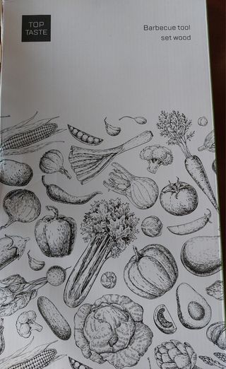 Set composto da tre utensili barbecue