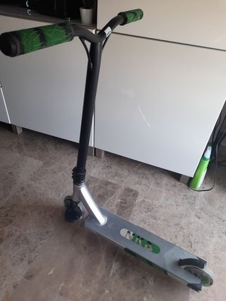 NKD Patinete Skate FUEL