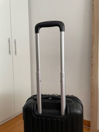 Maleta de cabina de Misako