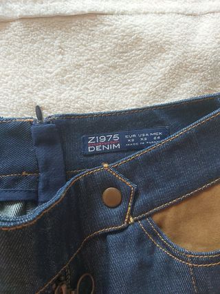 Falda vaquera de Zara, sin usar
