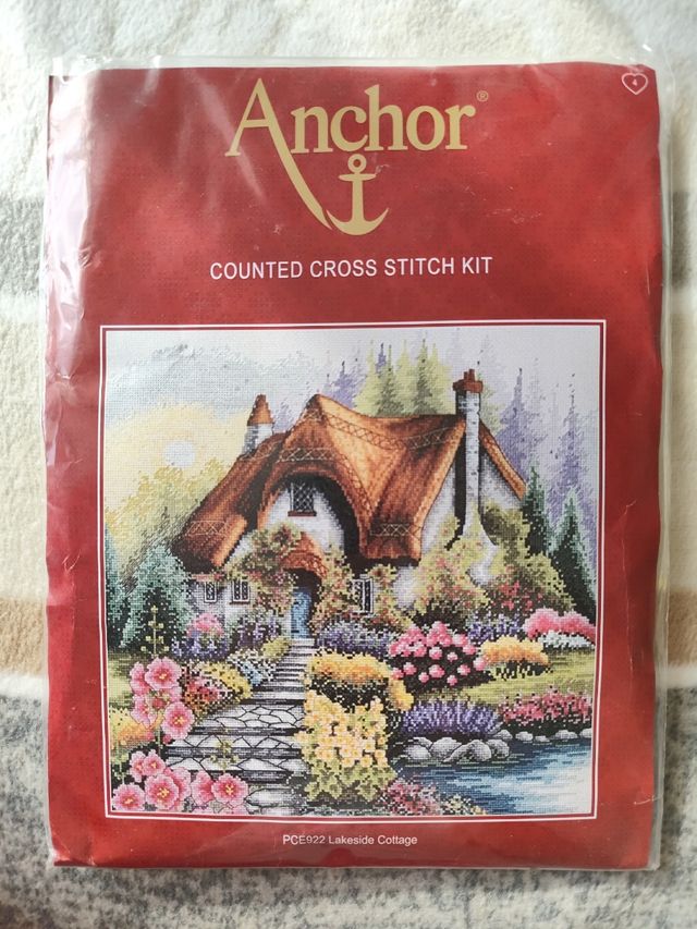 Lakeside Cottage Anchor PCE922