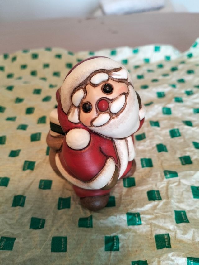 THUN: Babbo Natale Con Doni