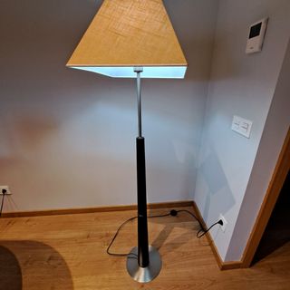 Lámpara de pie salón