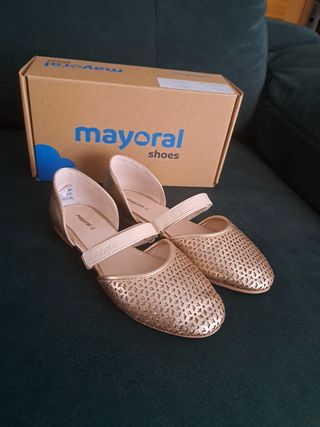 Zapatos niña dorados