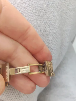 Reloj festina mujer chapado en oro esfera de nacar