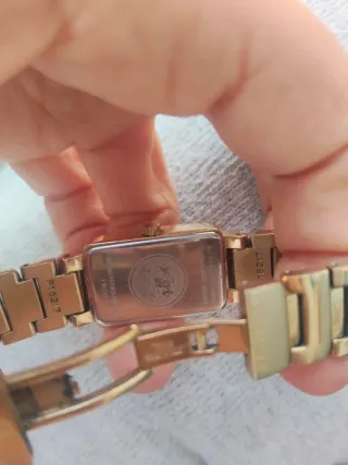 Reloj festina mujer chapado en oro esfera de nacar
