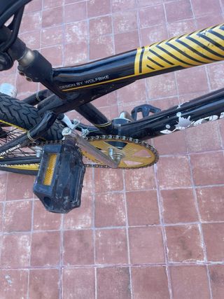 Bicicleta BMX wolfbike