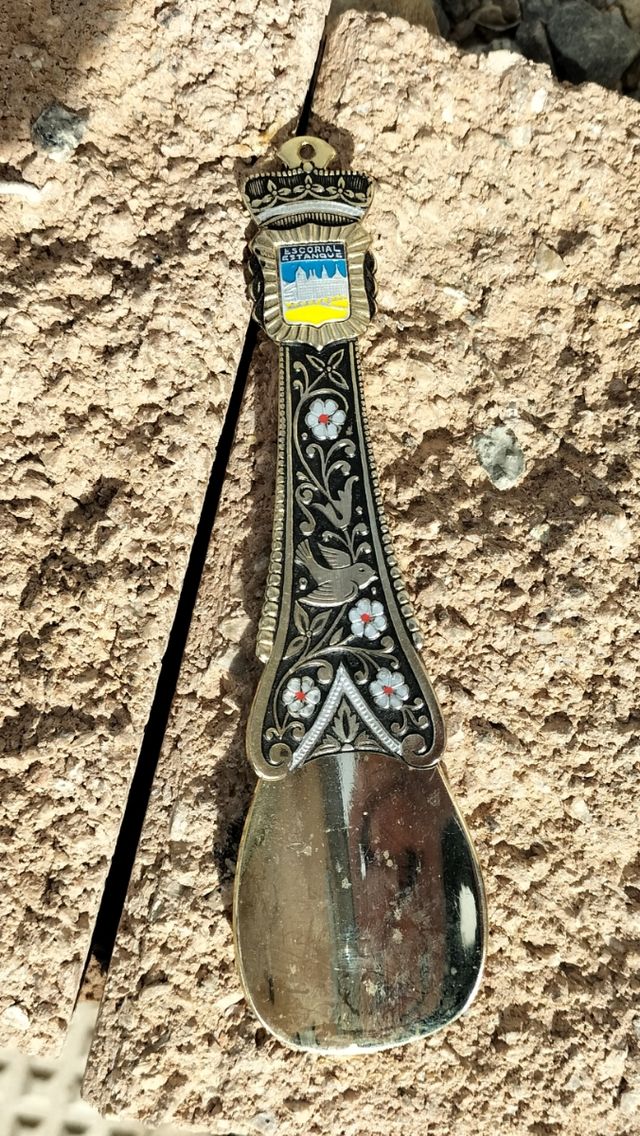 Descalzador de metal vintage