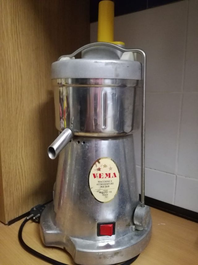 Centrifuga professionale