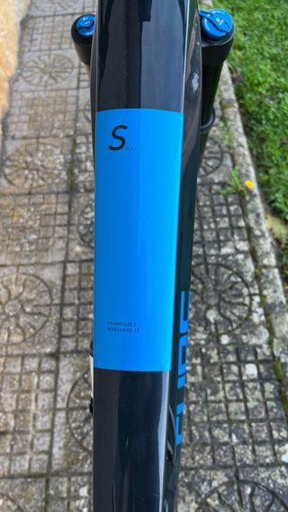 Bicicleta electica CUBE