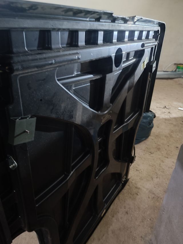 Tapa regida para cabina doble Toyota