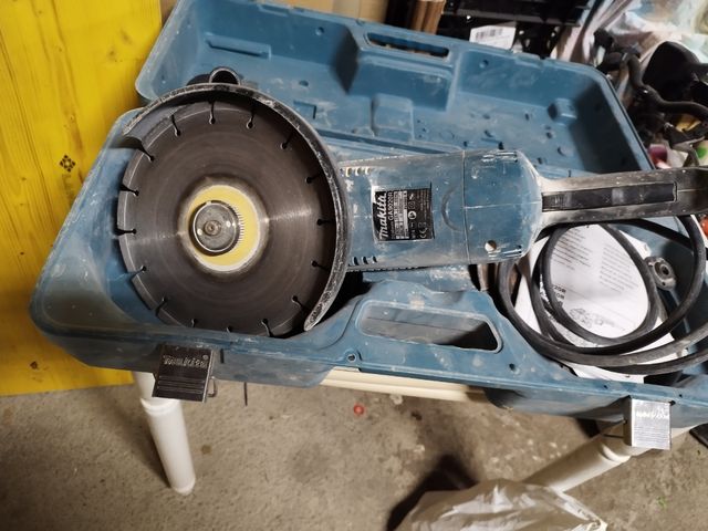 Radial makita