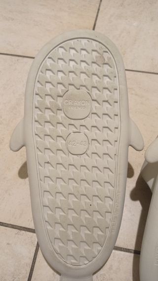 Ciabatte squalo taglia 43