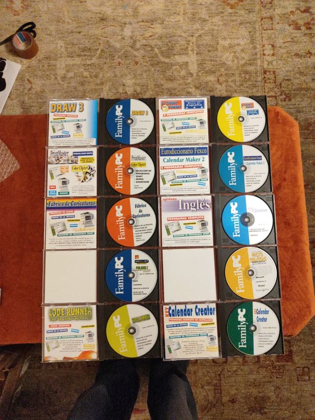 30 CD con diversas aplicaciones