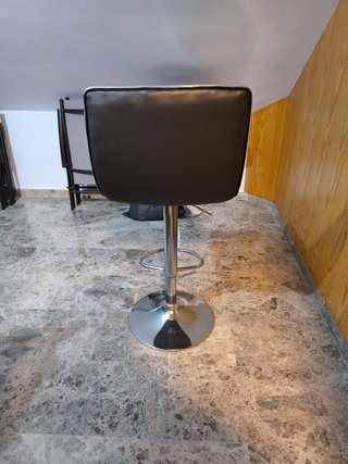 Taburetes cocina piel