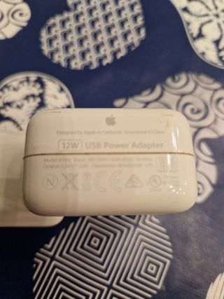 Alimentatore USB da 12W Apple.