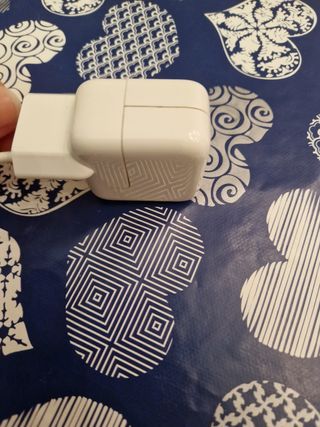 Alimentatore USB da 12W Apple.