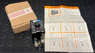 Disjuntor Monofasico Antigo 20A 380v DM-20 Tipo L