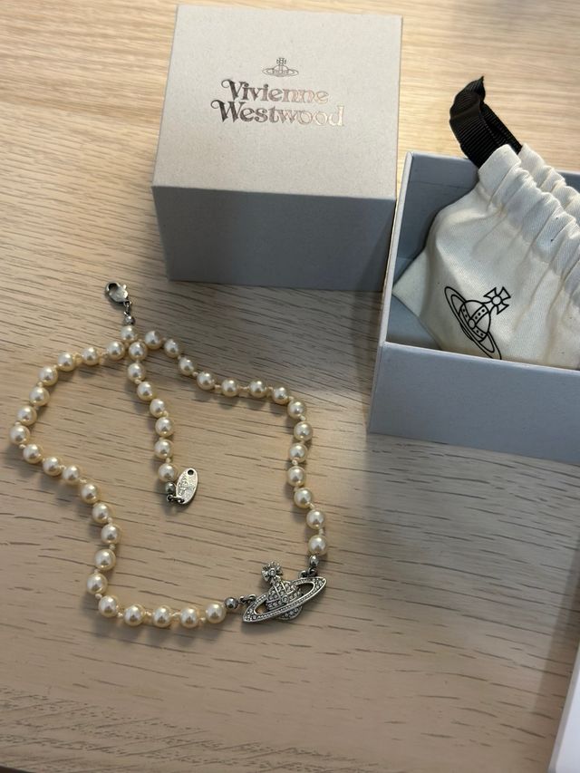 Collar Perlas Vivienne Westwood