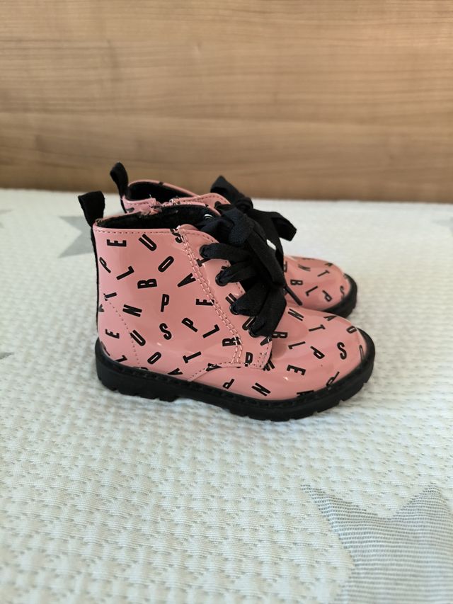 Botas zara niña 22
