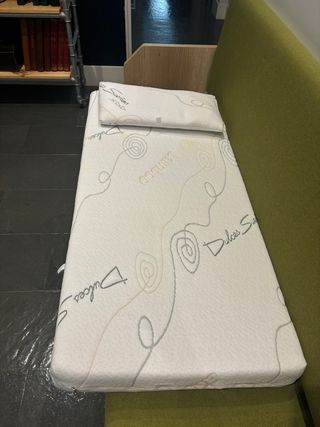 Cuna+parque de viaje con/sin ropa de cuna
