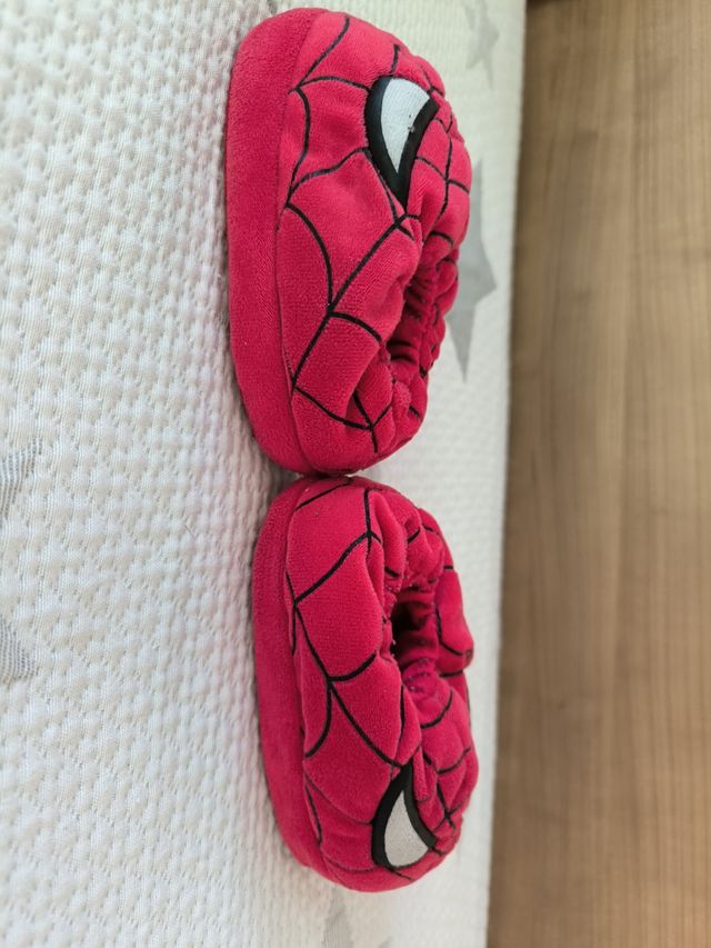 Zapatillas casa Spiderman 23-24 2-3 años