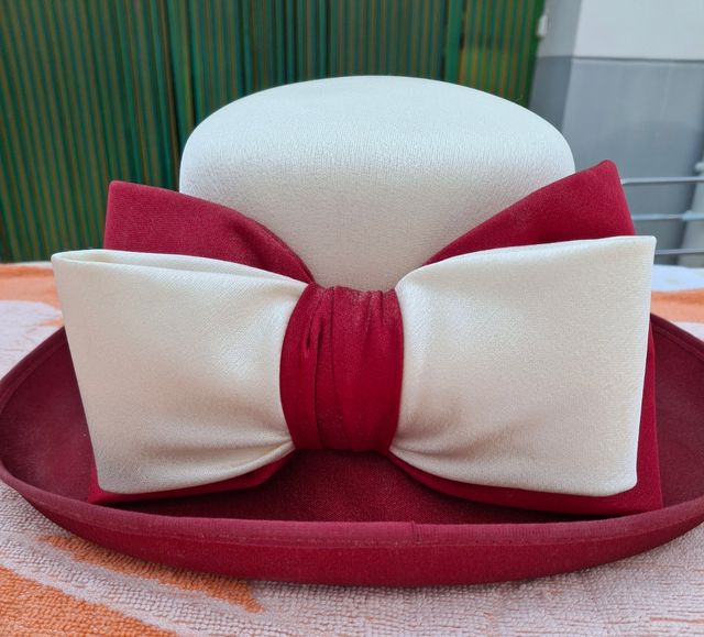 Sombrero mujer . Medida en descripción 