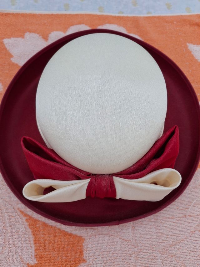 Sombrero mujer . Medida en descripción 