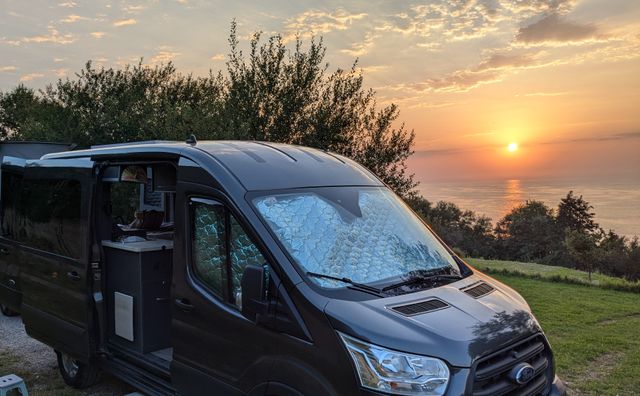 Furgo Turismo camperizada FordTransit2020 Ducato
