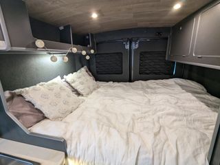 Furgo Turismo camperizada FordTransit2020 Ducato 
