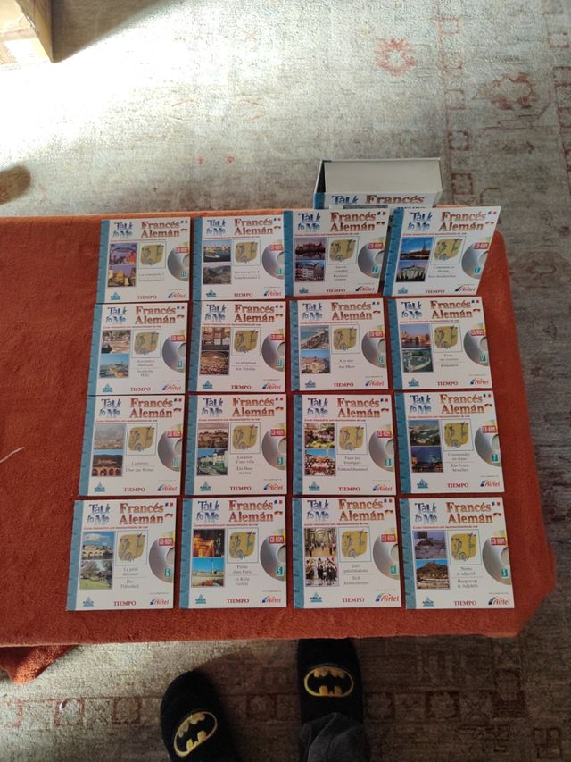 CDs de aprendizaje de francés y alemán.