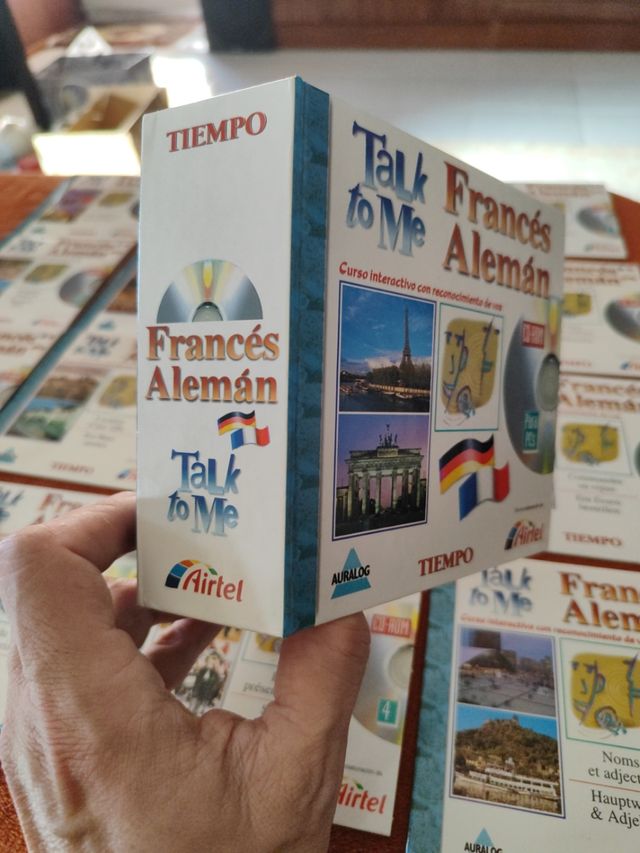 CDs de aprendizaje de francés y alemán.