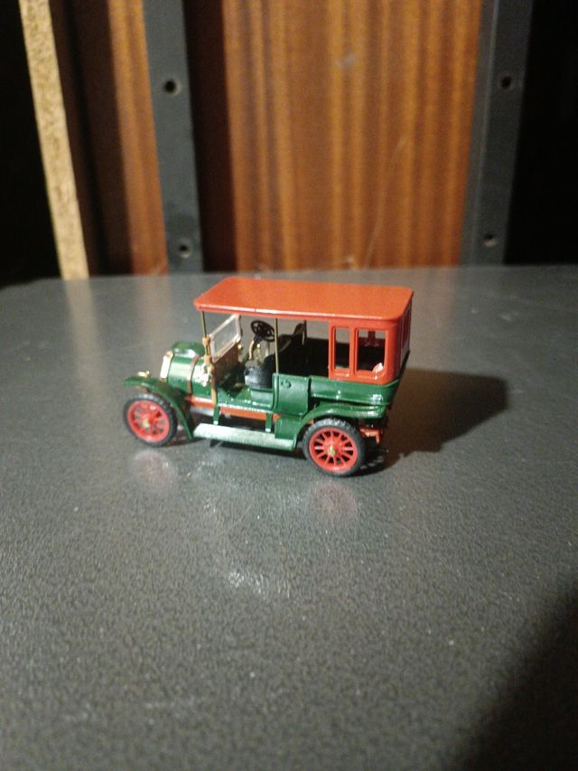 Macchinina (altri modelli disponibili)