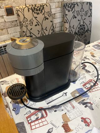 Cafetera nespresso vertuo