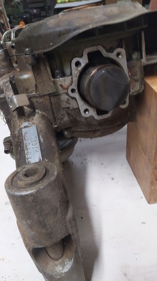 Motor vespa 150