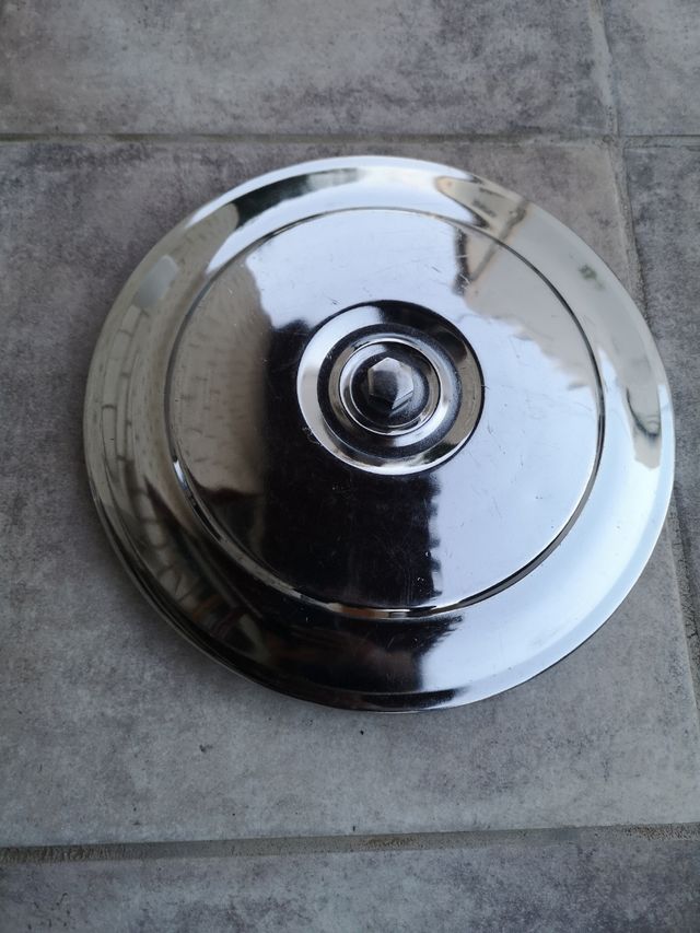 Tapacubos Renault R8