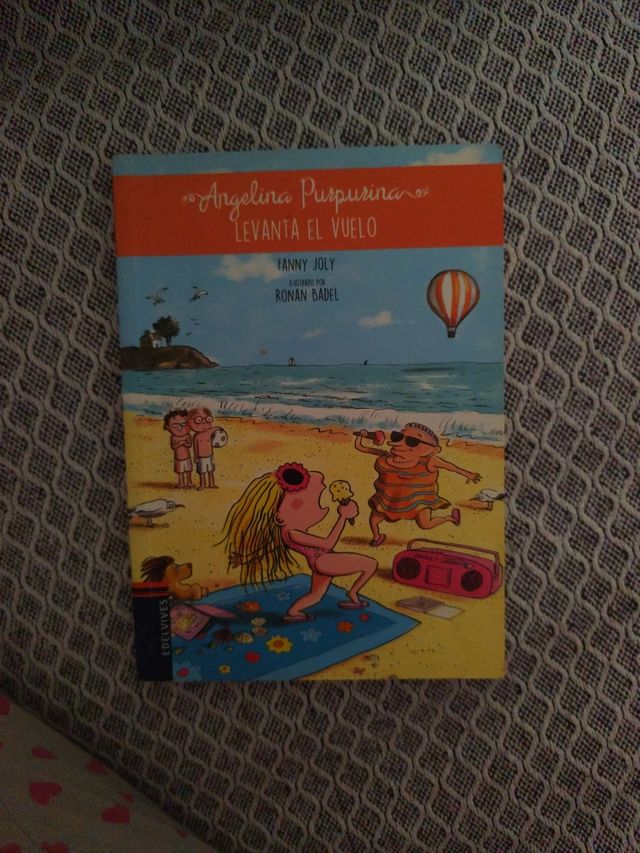 Angelina Purpurina levanta el vuelo (Spanish Edition)