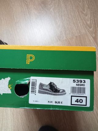 Zapatos número 40 Marca Pitillos