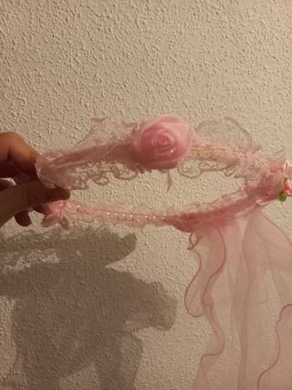 Corona con velo para niña