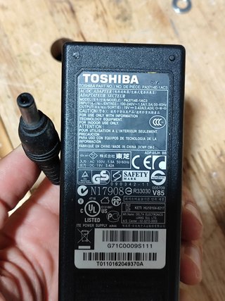 Cargador Toshiba