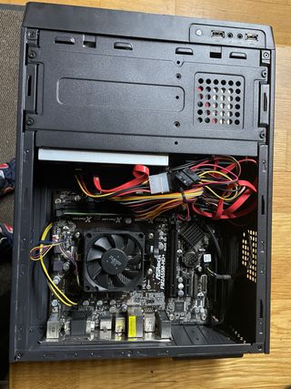 PC sobremesa AMD